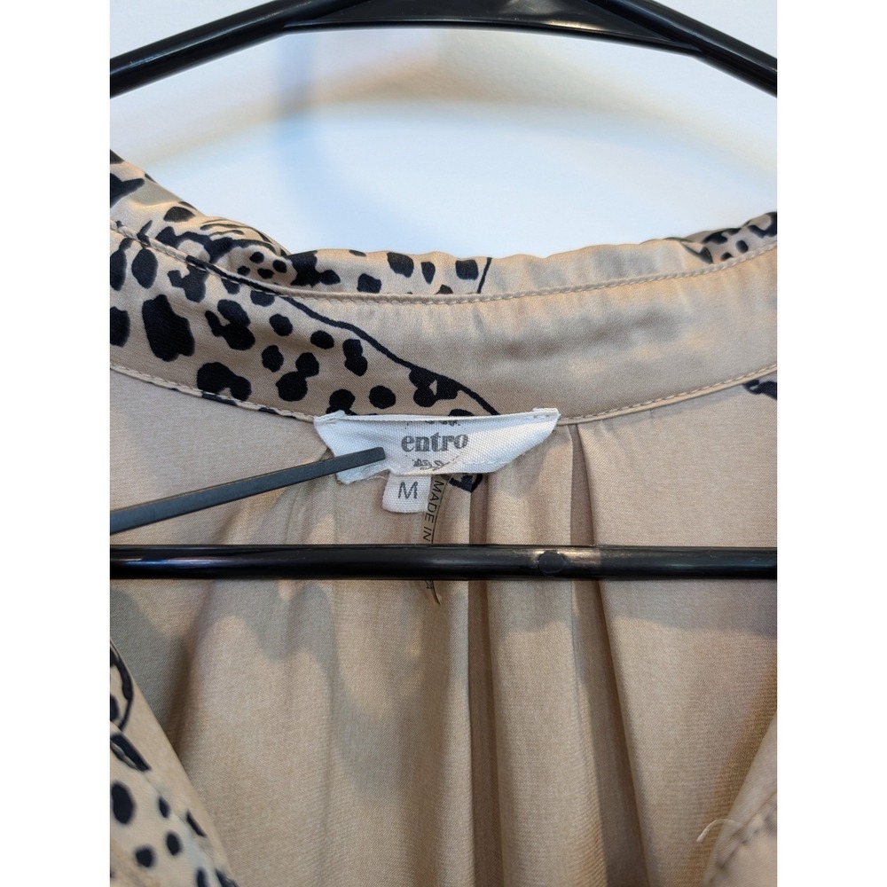 Entro Leopard Print Satin Dress - Picture 4 of 10